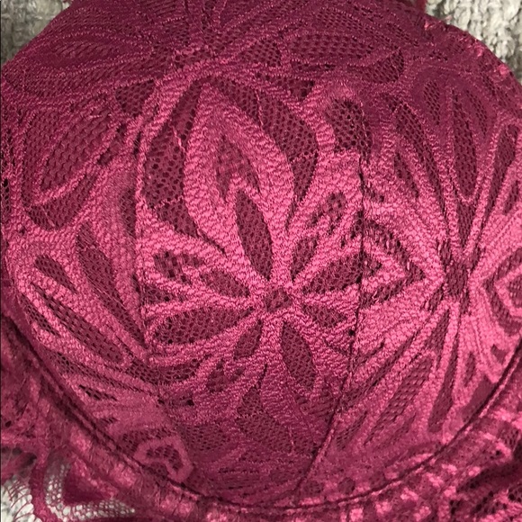 SALE New without tag Victoria’s Secret pink bra - Picture 2 of 6